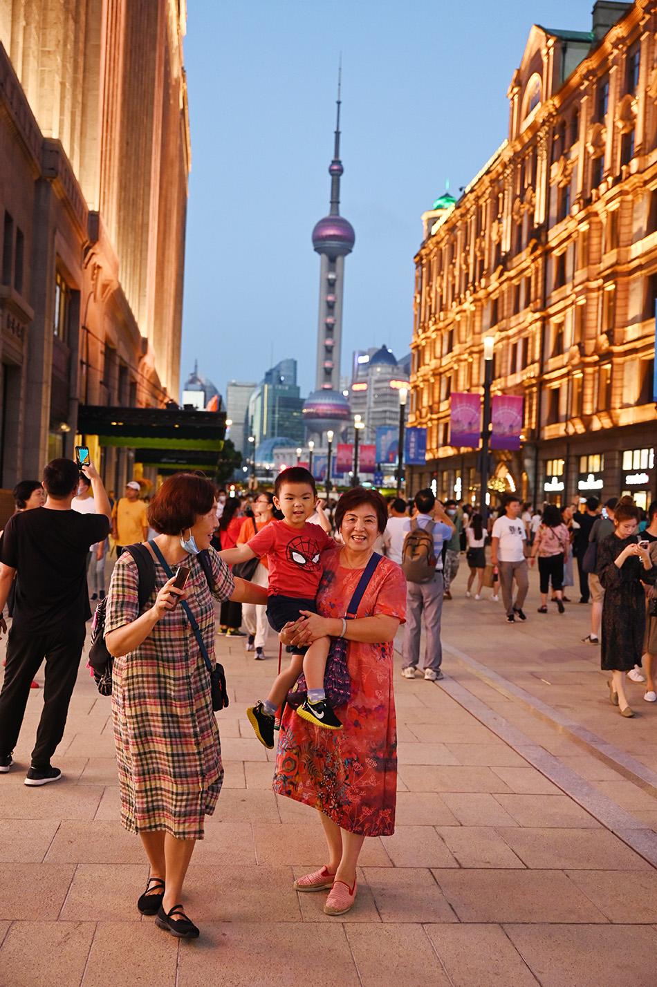 上海最新招工，轻松探索自然美景的旅程启程