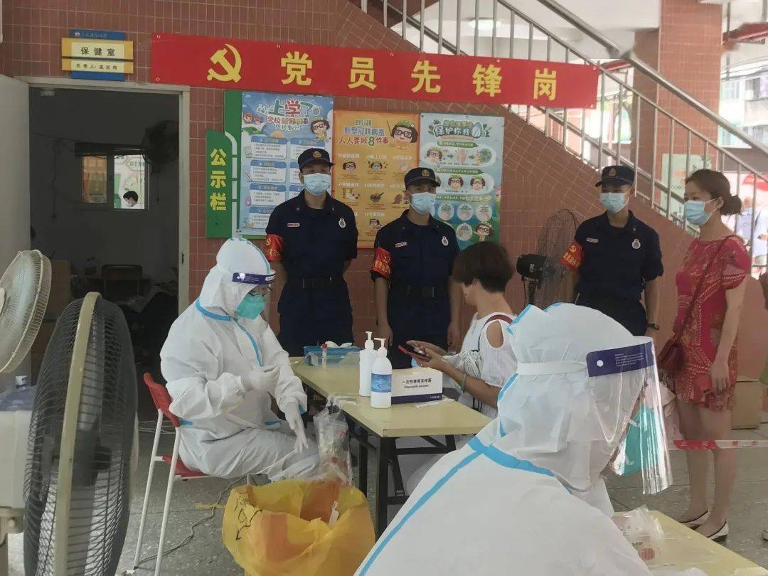 国内最新疫情下的温情日常，小城抗疫故事纪实