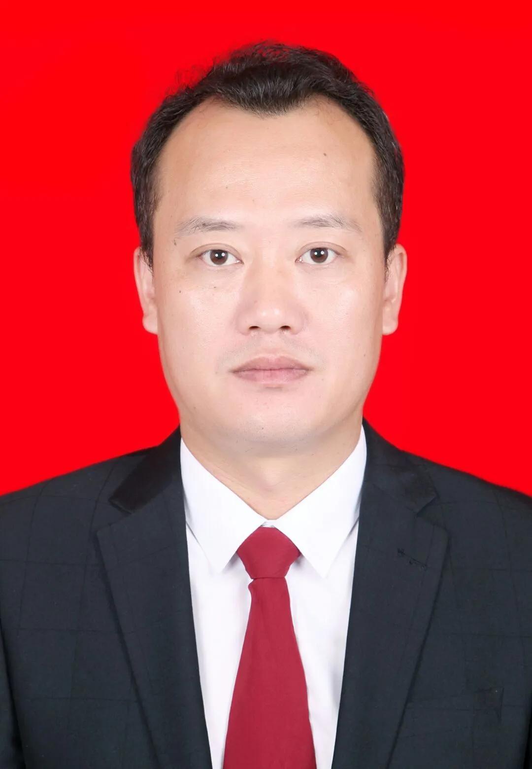 招聘启事